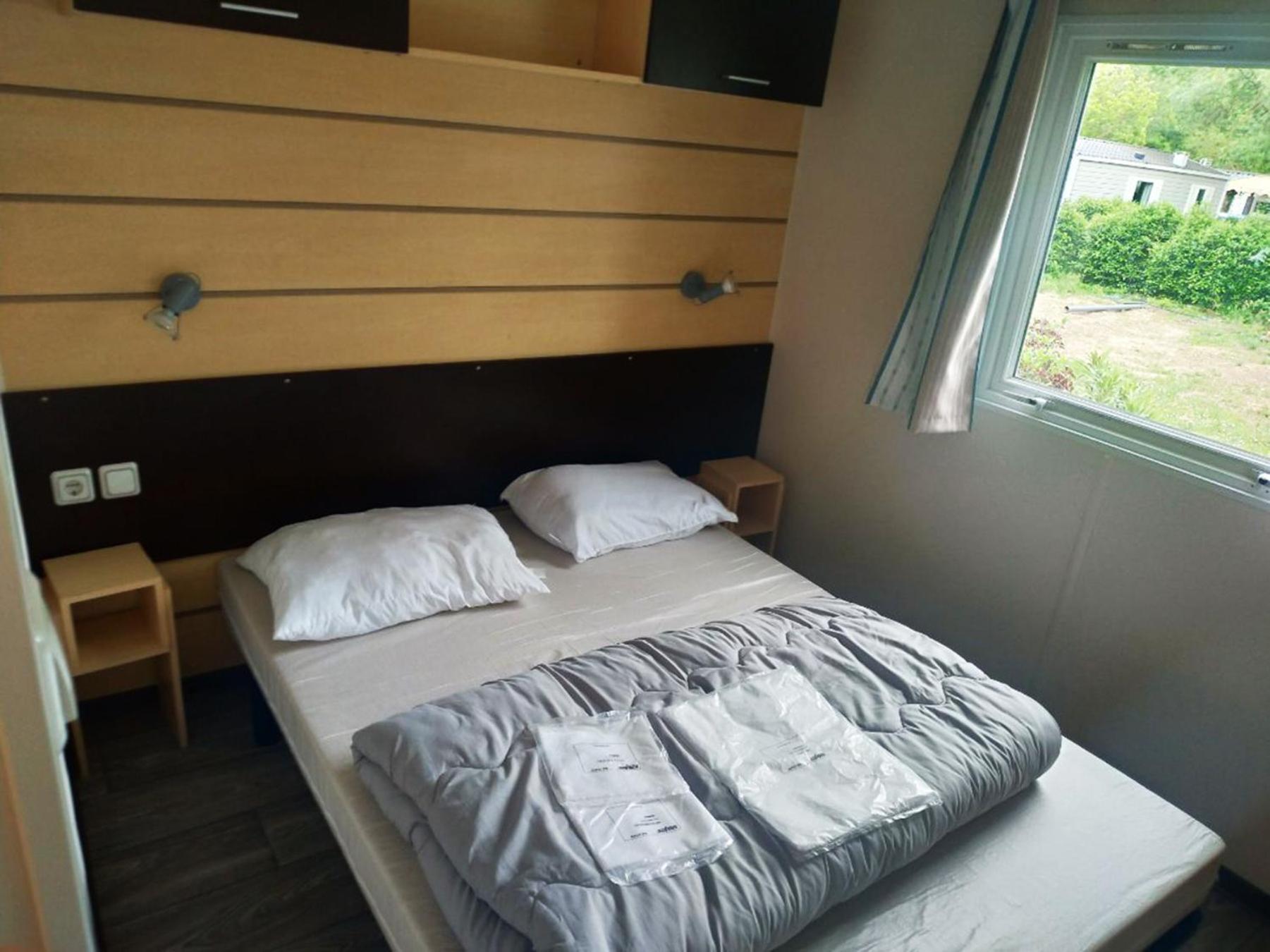 Camping Le Val De Cesse Mirepeisset 외부 사진
